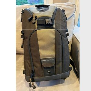 Tamrac Evolution 6 Camera Backpack NWT